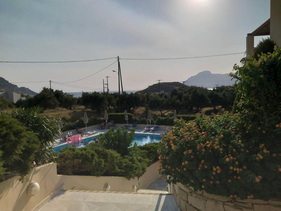 One Bedroom Apartment With Pool Plakias Bagian luar foto